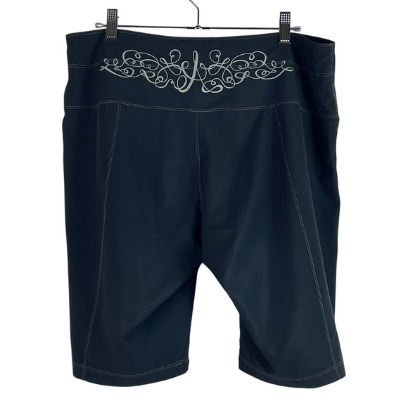Aventura Pants - Aventura Hiking Shorts Women Size 10 Black Embroidered Stretch Outdoor Gorpcore